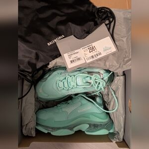 NWT Balenciaga Triple S Air Sneaker
